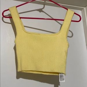 ZARA CROP TOP - MEDIUM